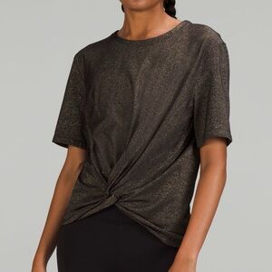 Lululemon Crescent T-Shirt *Spark In Black Size 4